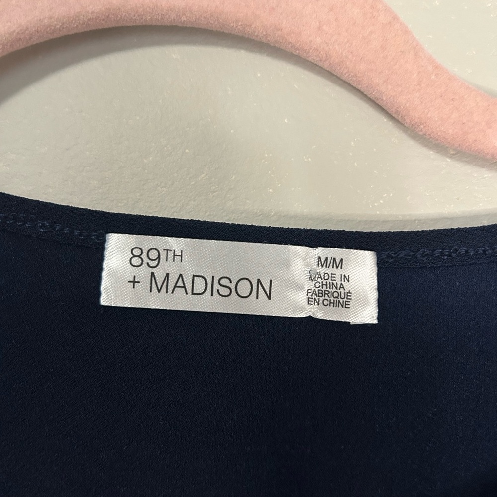 89th & Madison Women's Navy Top, Size M - Picture 4 of 7